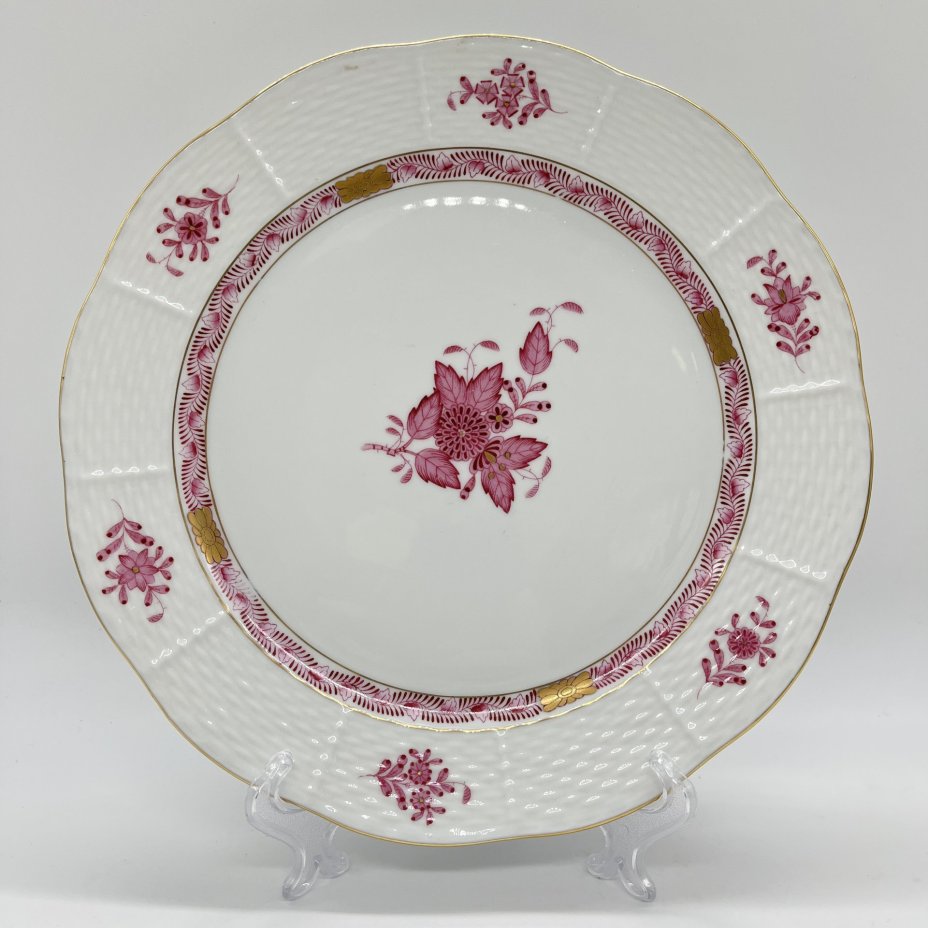 Тарелка плоская, выполненная в фирменном дизайне "Chinese Bouquet/Apponyi Purpur", Herend (Херенд)