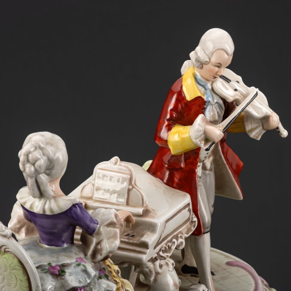 Статуэтка "Музыкальный вечер" ("Домашний концерт"), фарфор, роспись, VEB Porzellanfiguren Lippelsdorf (Липпельсдорф), Германия, 1951-1974 гг.