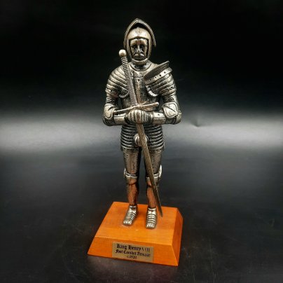 Статуэтка "Король Генрих VIII в доспехах"