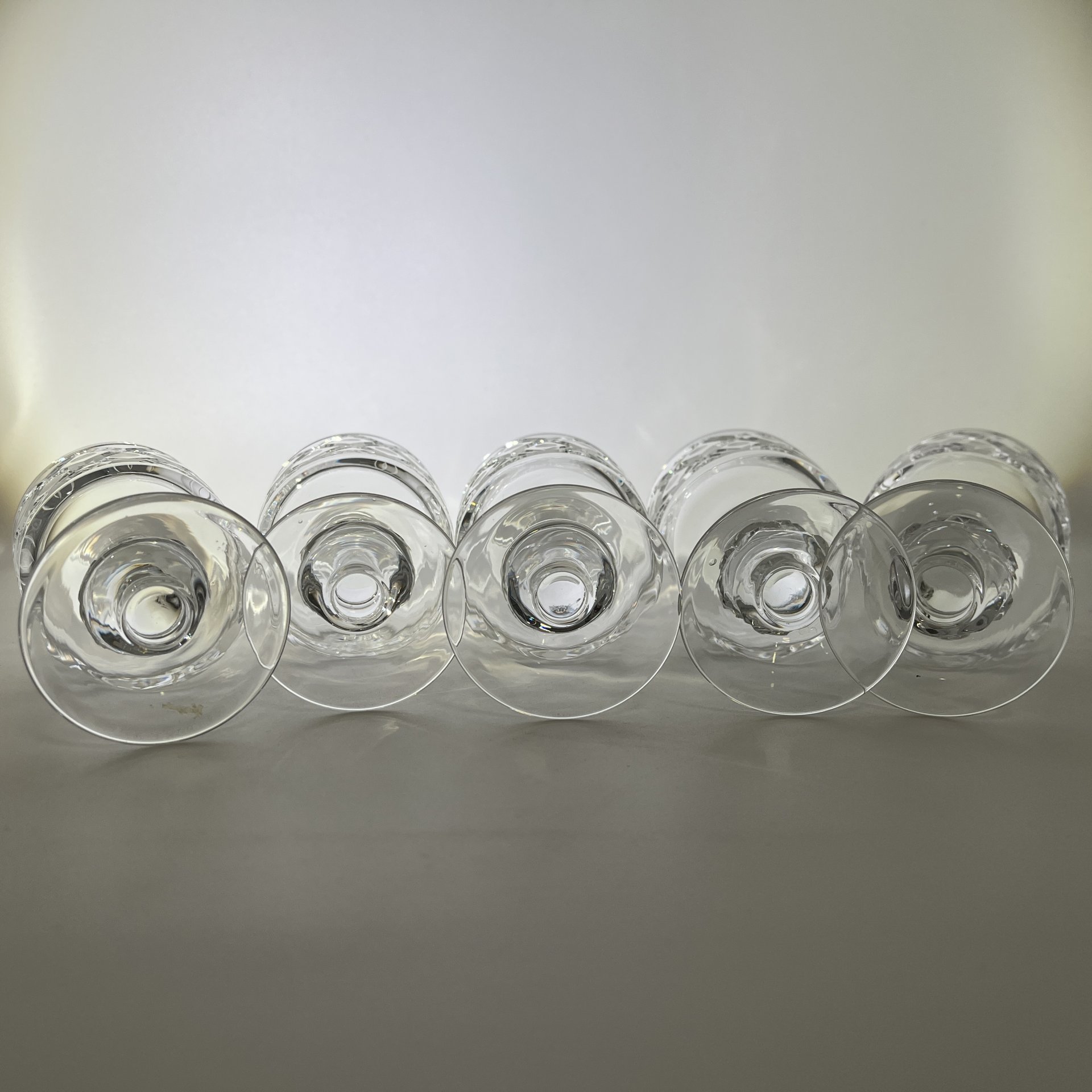 Набор рюмок из сервиза "Новогодний" на 5 персон, автор Л.О. Юрген, хрусталь, алмазная грань, Ленинградский завод художественного стекла (ЛЗХС), СССР, 1970-1980 гг.