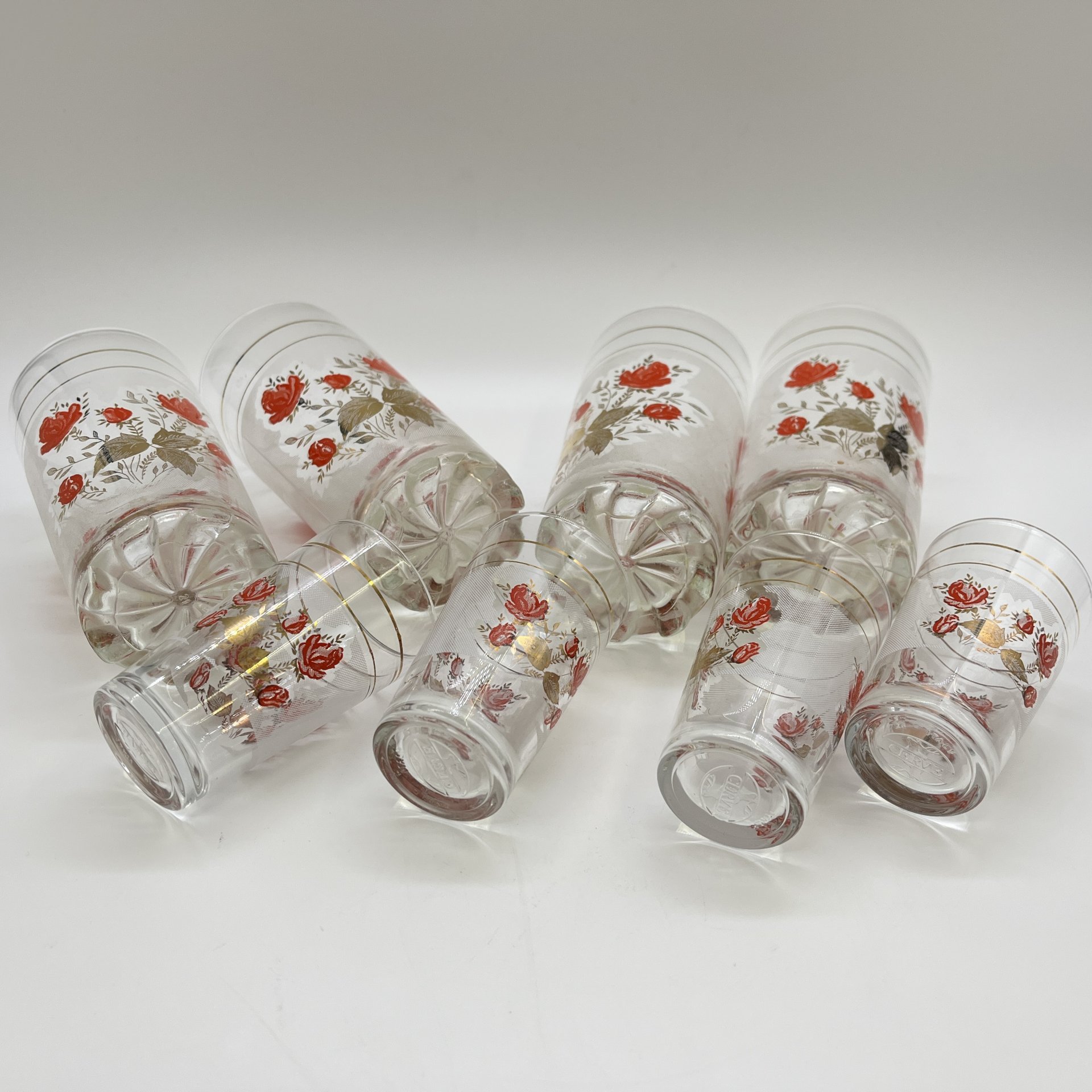 Набор из  8-ми стаканов, украшенных цветочным декором, стекло, деколь, золочение, Cerve, Италия, 2000-2010 гг.
