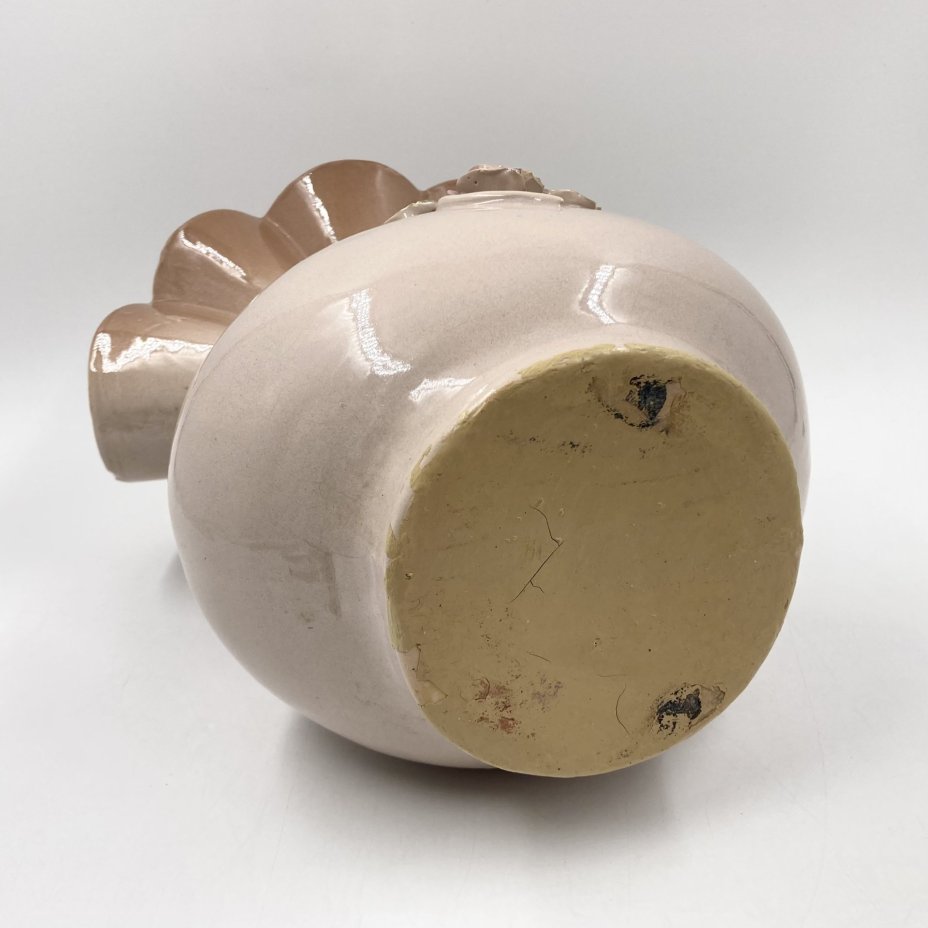 Ваза с лепным декором, фаянс, полива, СССР, 1970-1990 гг.