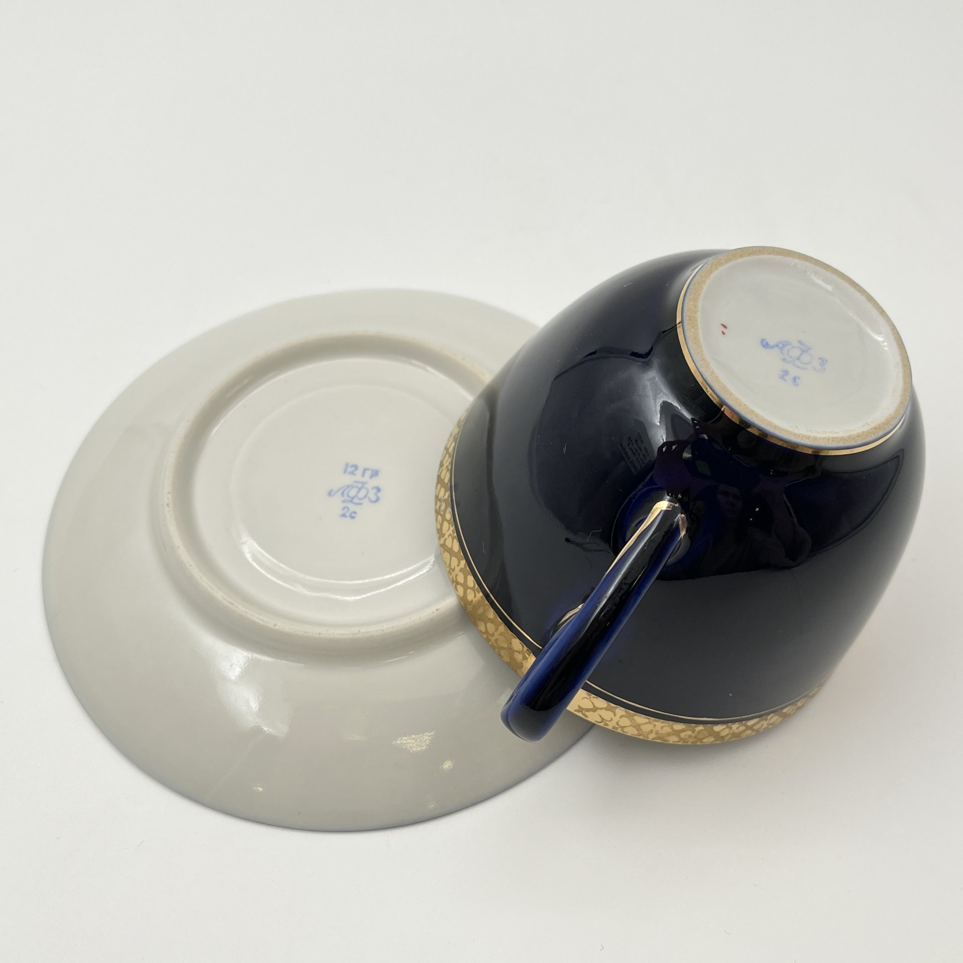 Пара чайная (в подборе), фарфор, крытье кобальтом, золочение, Ленинградский фарфоровый завод (ЛФЗ), СССР, 1970-1990 гг.