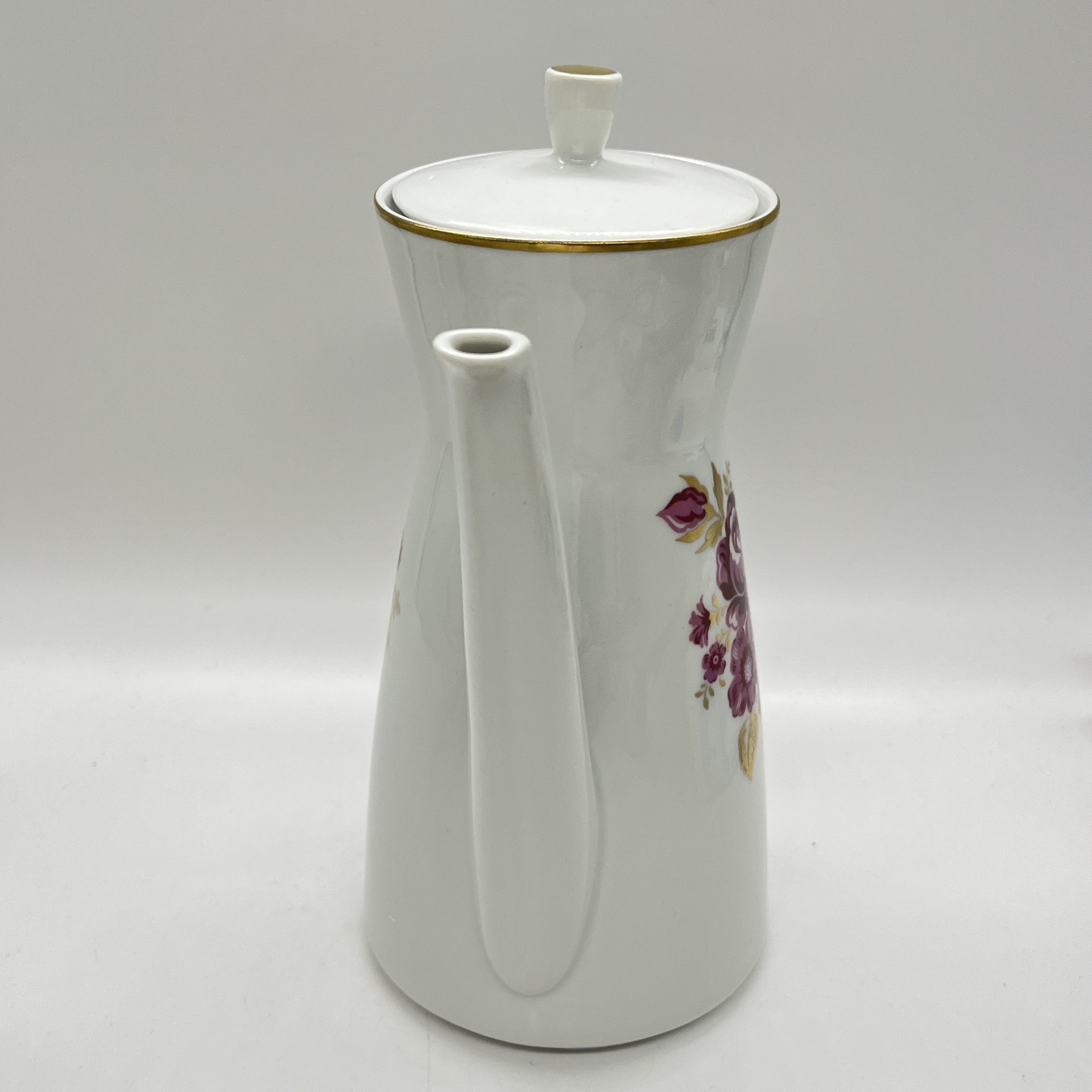 Кофейник с цветочным декором, фарфор, деколь, золочение, Freiberger Porzellan, ГДР, 1970-1990 гг.
