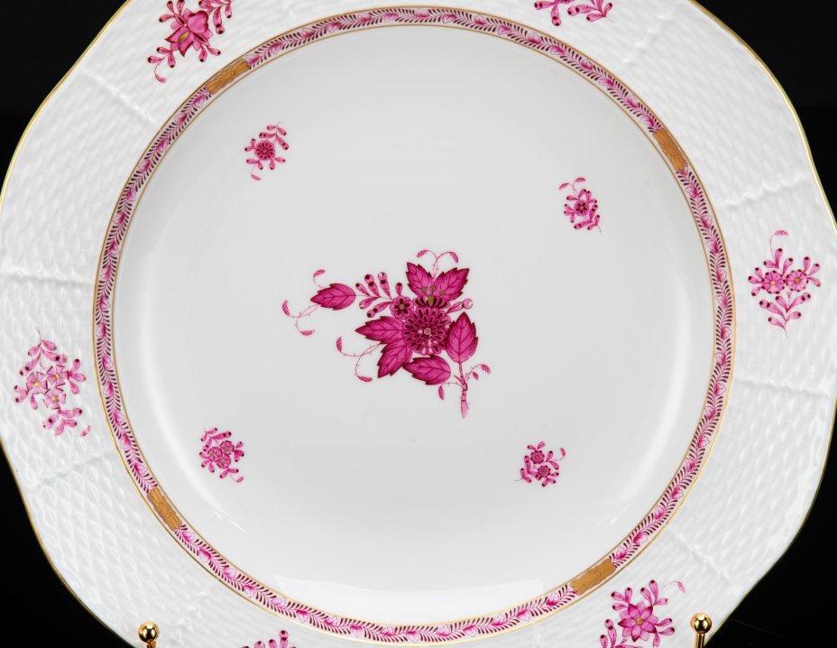 Блюдо сервировочное круглой формы, выполненное в фирменном дизайне "Chinese Bouquet/Apponyi Purpur", Herend (Херенд)