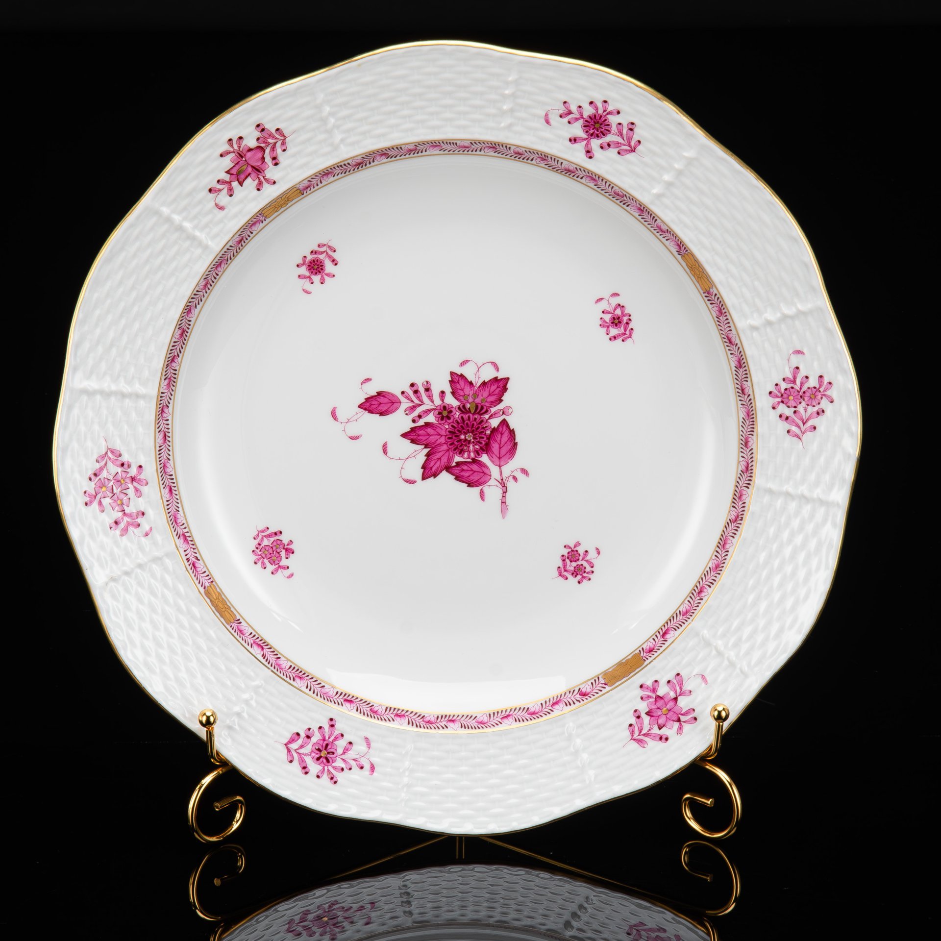 Блюдо сервировочное круглой формы, выполненное в фирменном дизайне "Chinese Bouquet/Apponyi Purpur", Herend (Херенд)