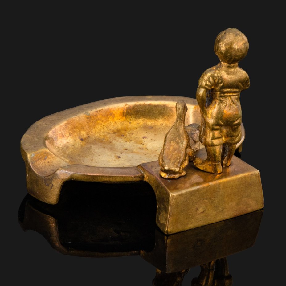Пепельница "Мальчик с гусями", бронза, литье, Западная Европа, 1950-1970 гг.