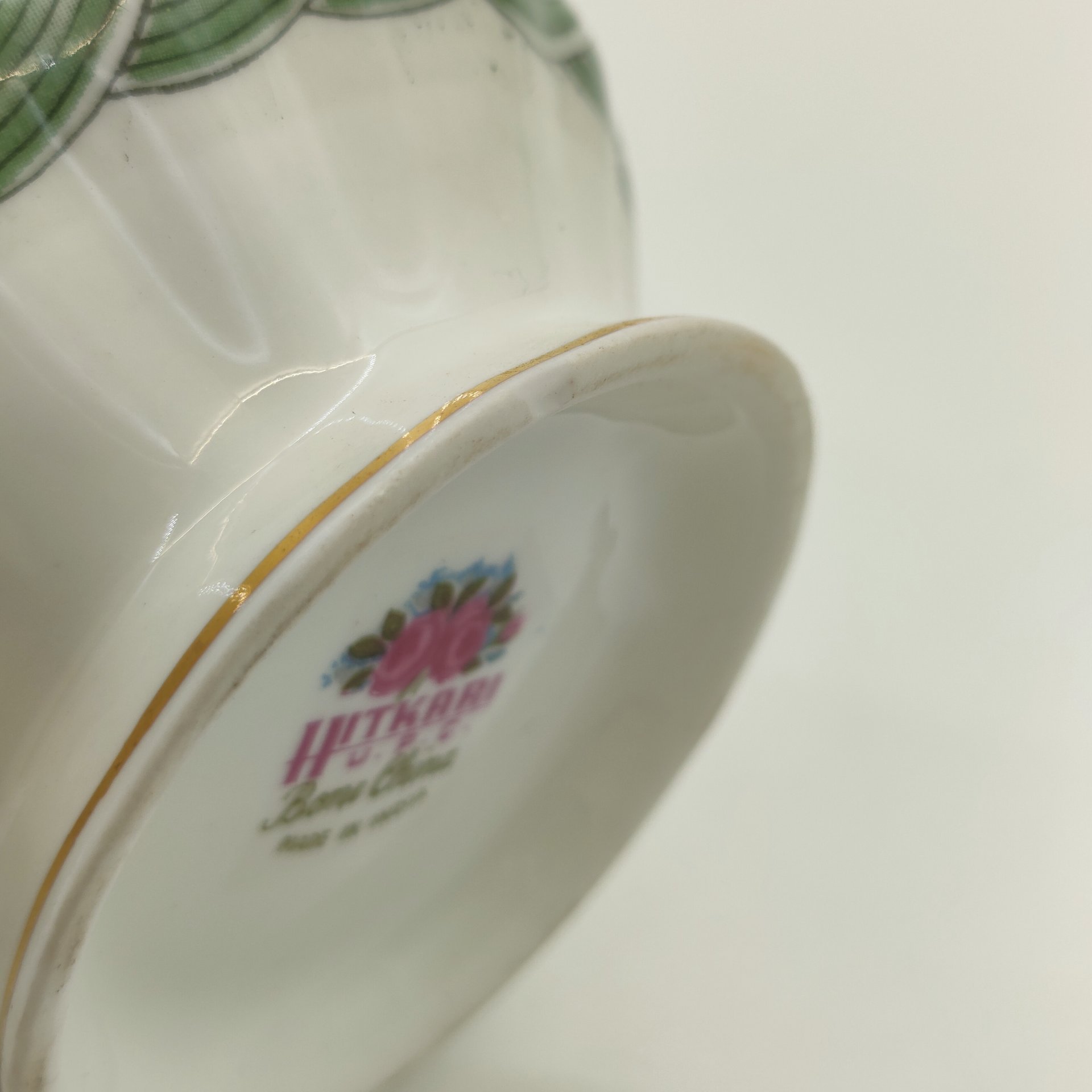 Пара чашек в китайском стиле с изображением драконов, фарфор, деколь, золочение, Hitkari Potteries, Индия, 1980-2000 гг.