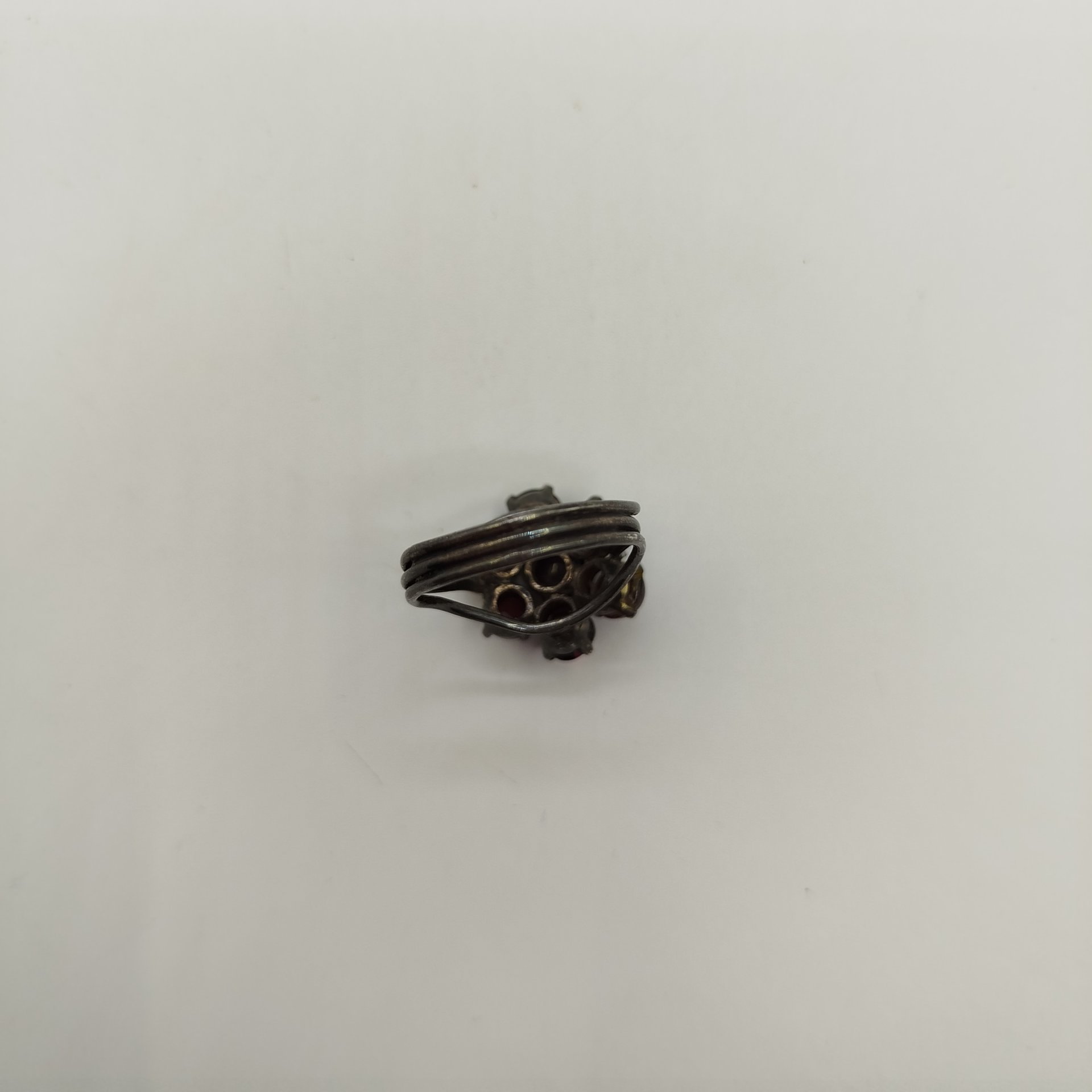 Кольцо с красными вставками, металл, стекло, СССР, 1970-1990 гг.