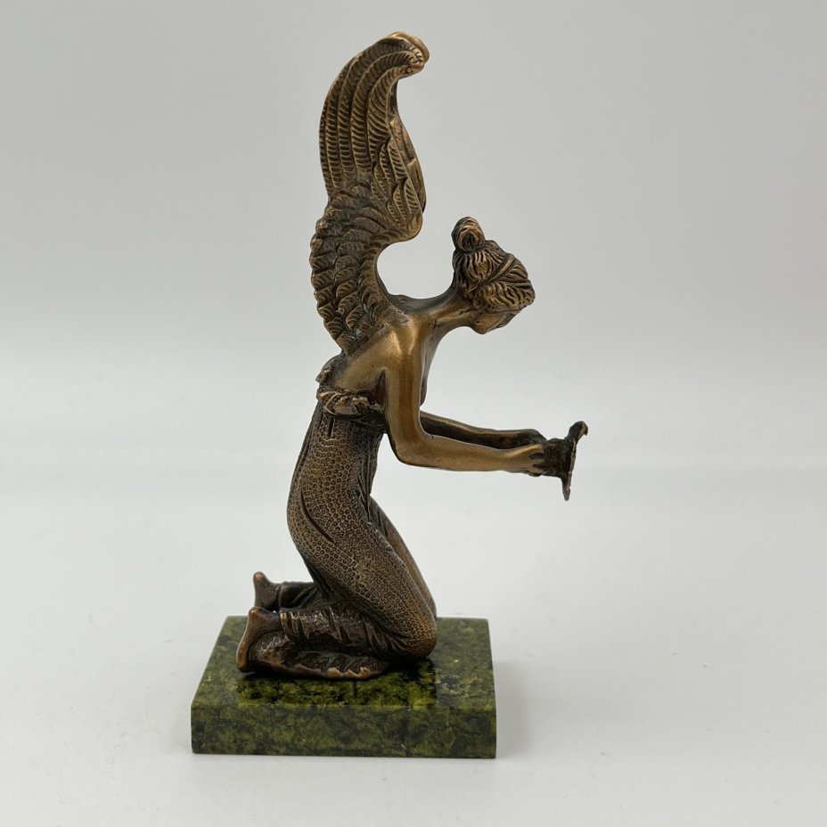 Статуэтка "Психея" (название условное)