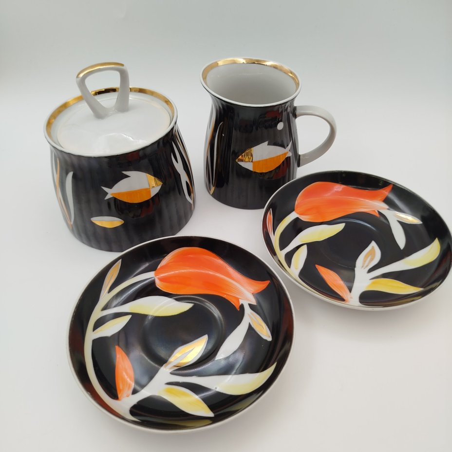 Набор для сервировки из сервиза "Рыбки" (сахарница, молочник), фарфор, крытье, роспись, золочение, Дулевский фарфоровый завод (Дулёво), СССР, 1968-1991 гг.