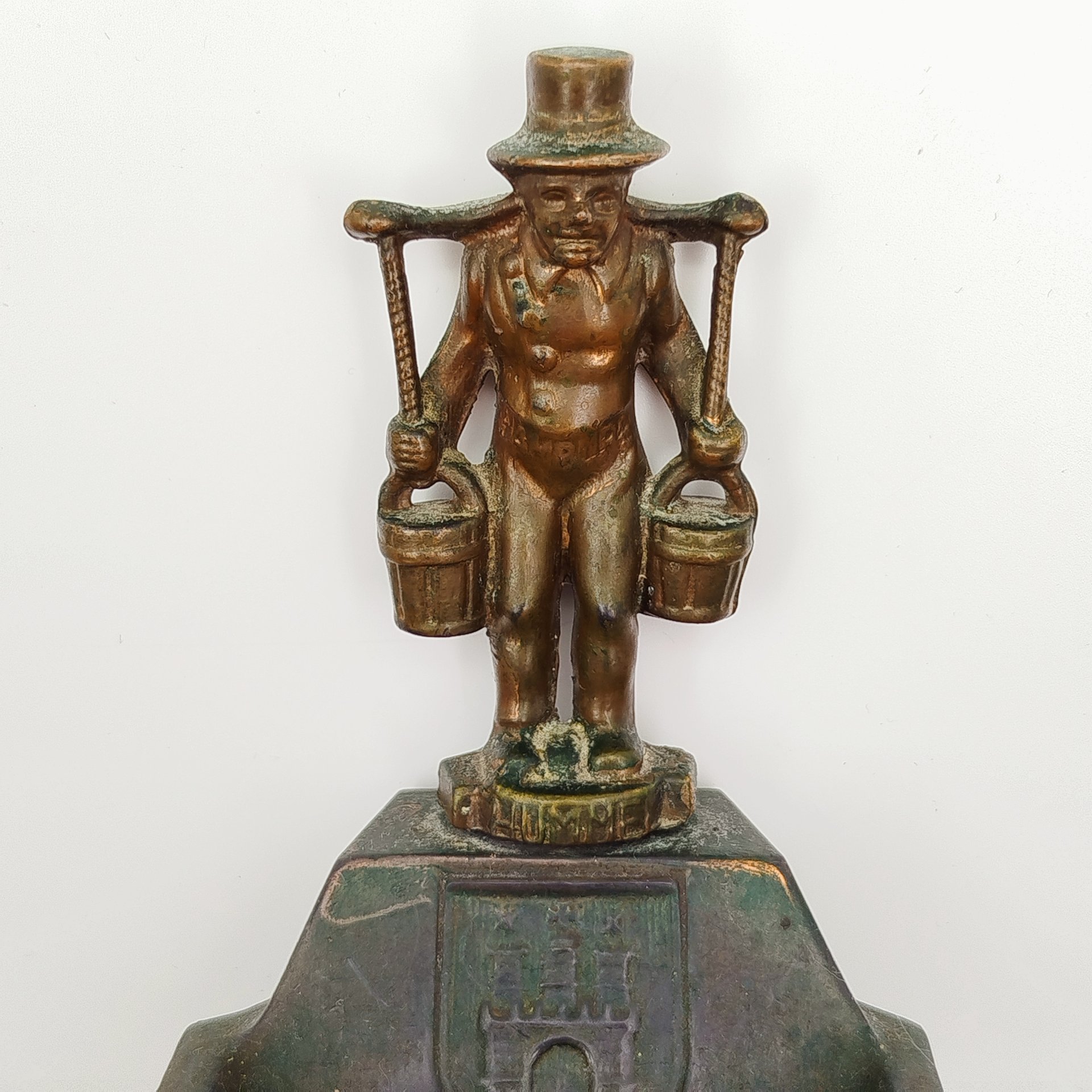 Пепельница со статуэткой "Водонос", металл, крашение, Европа, 1970-2000 гг.