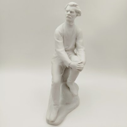 Статуэтка "Максим Горький", автор В.Г. Стамов, фарфор, бисквит, Ленинградский фарфоровый завод (ЛФЗ), СССР, 1960-1970 гг.
