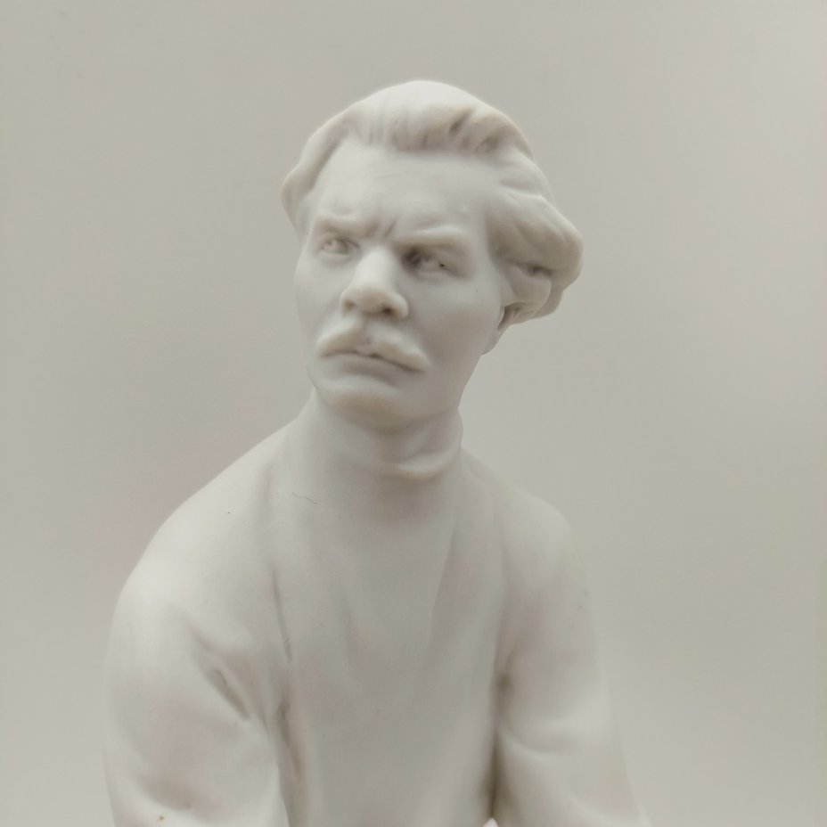 Статуэтка "Максим Горький", автор В.Г. Стамов