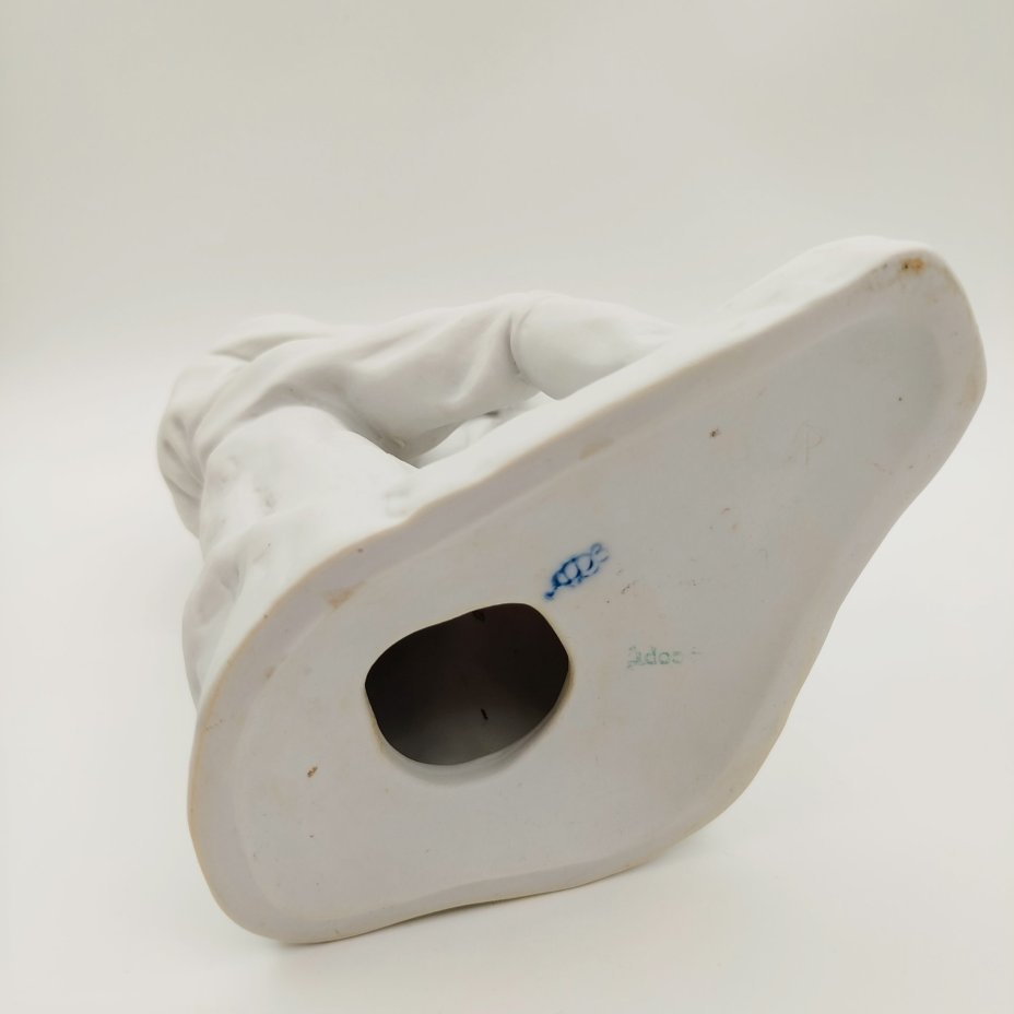 Статуэтка "Максим Горький", автор В.Г. Стамов