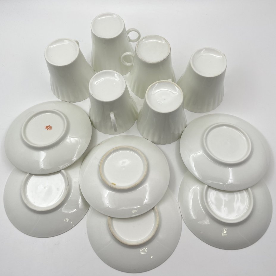 Набор из шести кофейных пар формы "Одуванчик", автор формы Гусева Е.В., фарфор, Ленинградский фарфоровый завод (ЛФЗ), СССР, 1970-1990 гг.