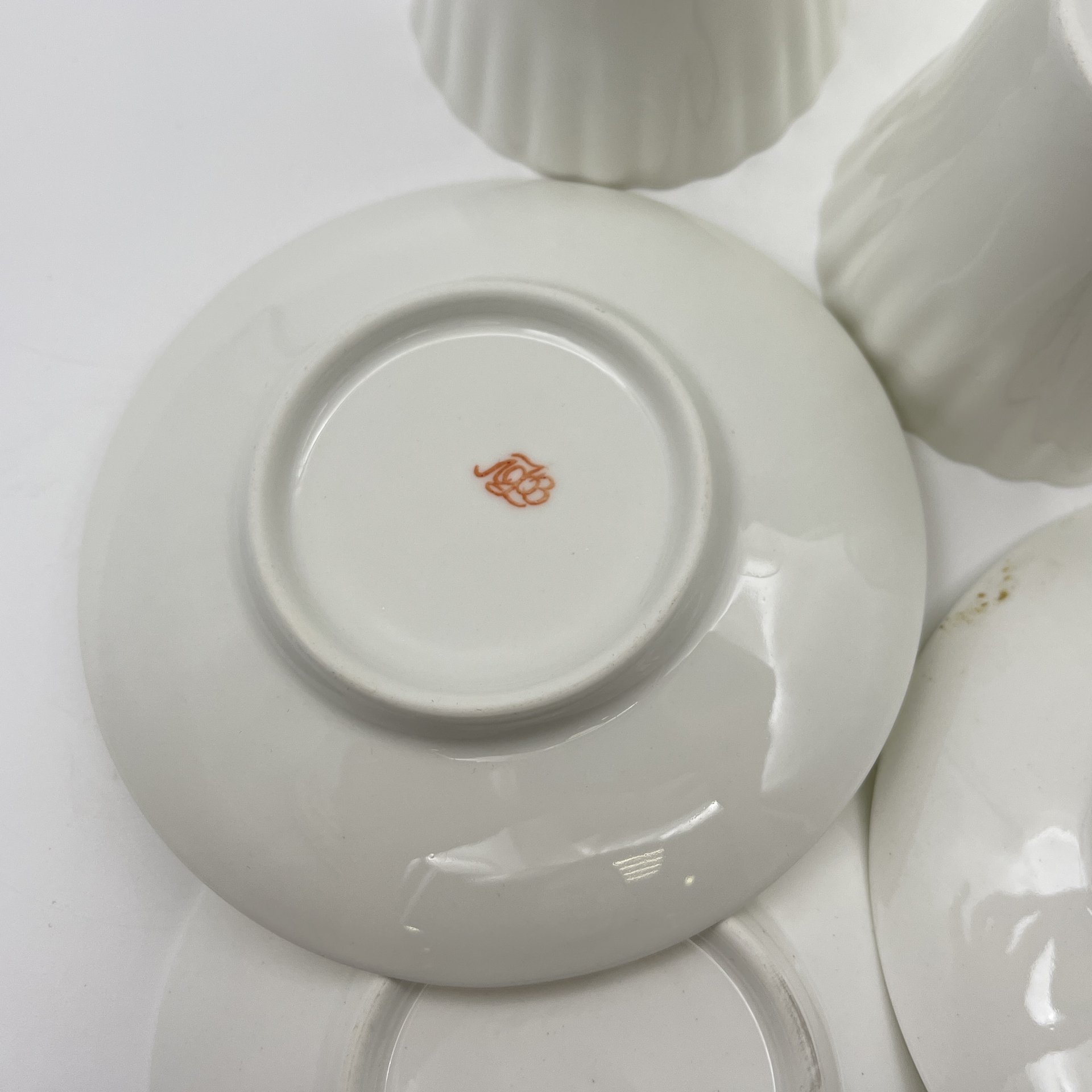 Набор из шести кофейных пар формы "Одуванчик", автор формы Гусева Е.В., фарфор, Ленинградский фарфоровый завод (ЛФЗ), СССР, 1970-1990 гг.