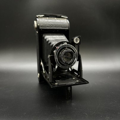 Фотоаппарат винтажный "Voigtlander BESSA" с объективом "Novar-Anastigmat 1:6,3 F=10,5 cm", Voigtlander
