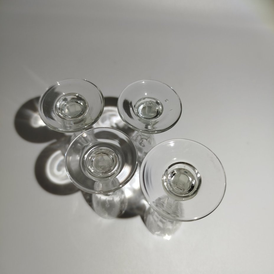 Набор рюмок с орнаментальным декором, на 4 персоны