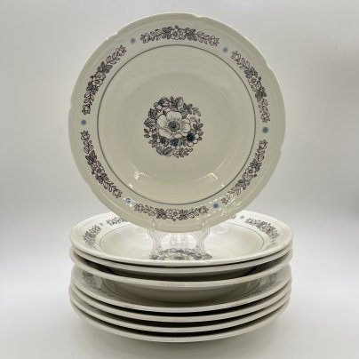 Набор из суповых и обеденных тарелок (8 шт.), в подборе, фаянс, Конаковский фаянсовый завод им. М.И. Калинина (ЗиК Конаково), СССР, 1974-1991 гг.