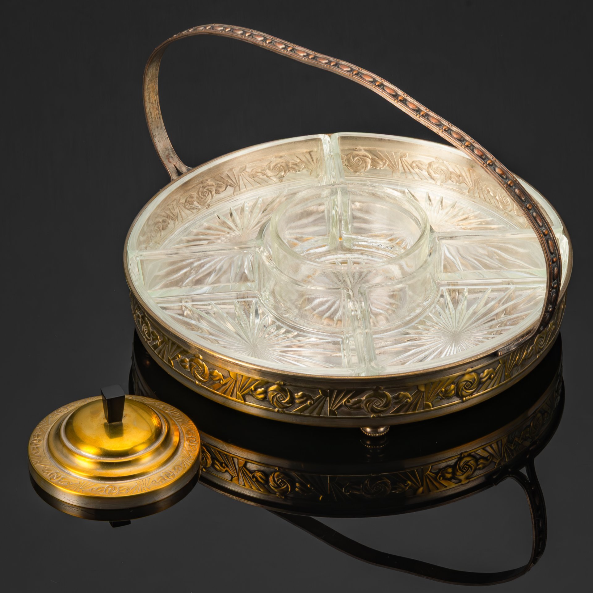 Блюдо для сервировки и подачи закусок (менажница)  пятисекционное в стиле модерн