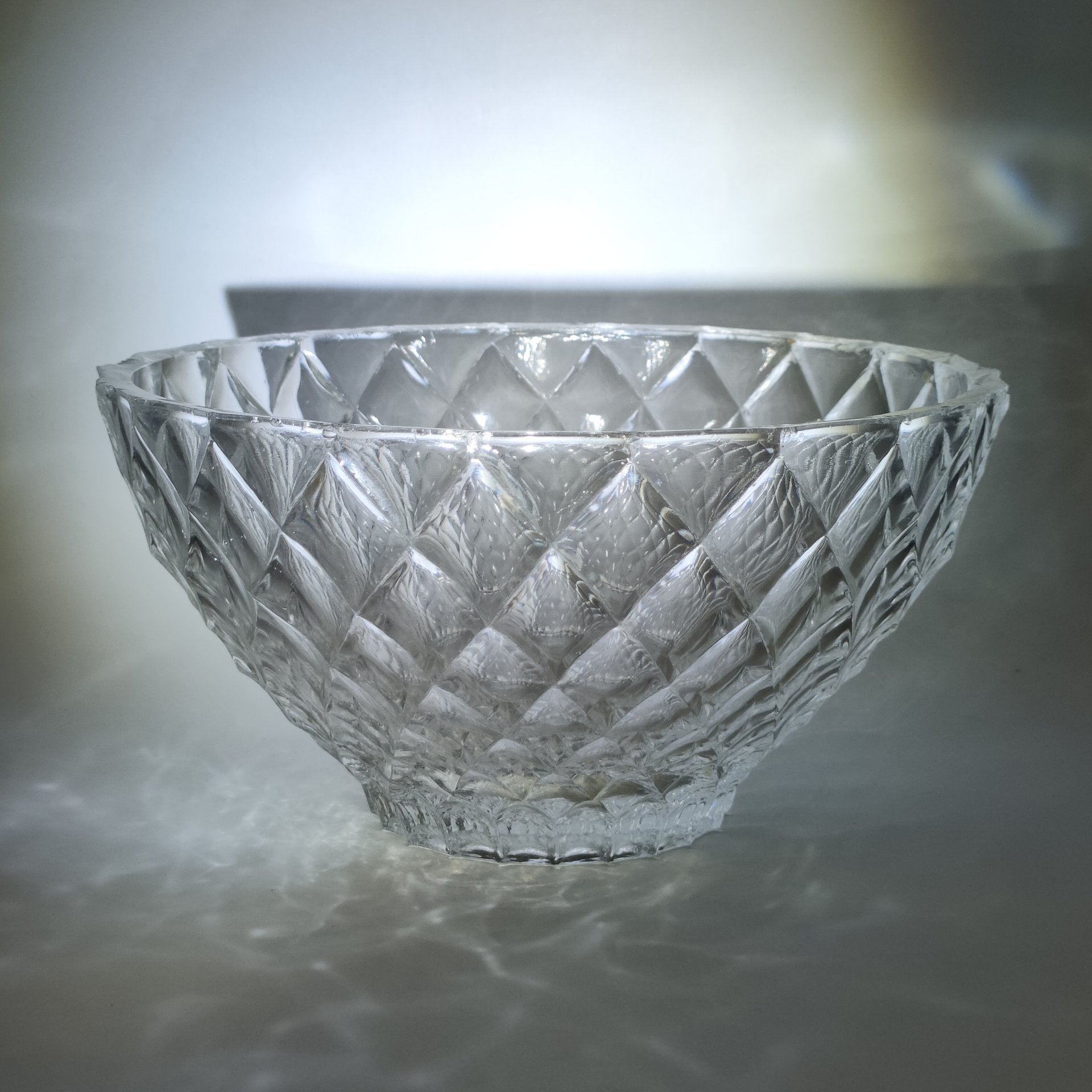 Салатник с резным геометрическим декором, хрусталь, СССР, 1970-1990 гг.