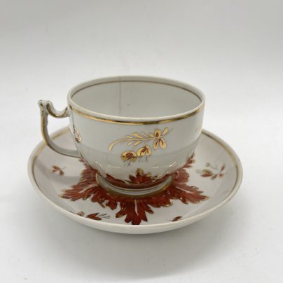 Чайная пара "Барбарис", автор Е. П. Смирнов, фарфор, роспись, золочение, Дмитровский фарфоровый завод (ДФЗ Вербилки), СССР, 1954-1965 гг.