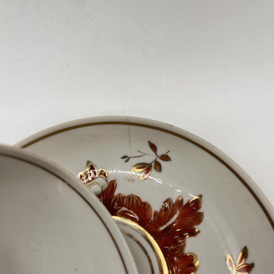 Чайная пара "Барбарис", автор Е. П. Смирнов, фарфор, роспись, золочение, Дмитровский фарфоровый завод (ДФЗ Вербилки), СССР, 1954-1965 гг.