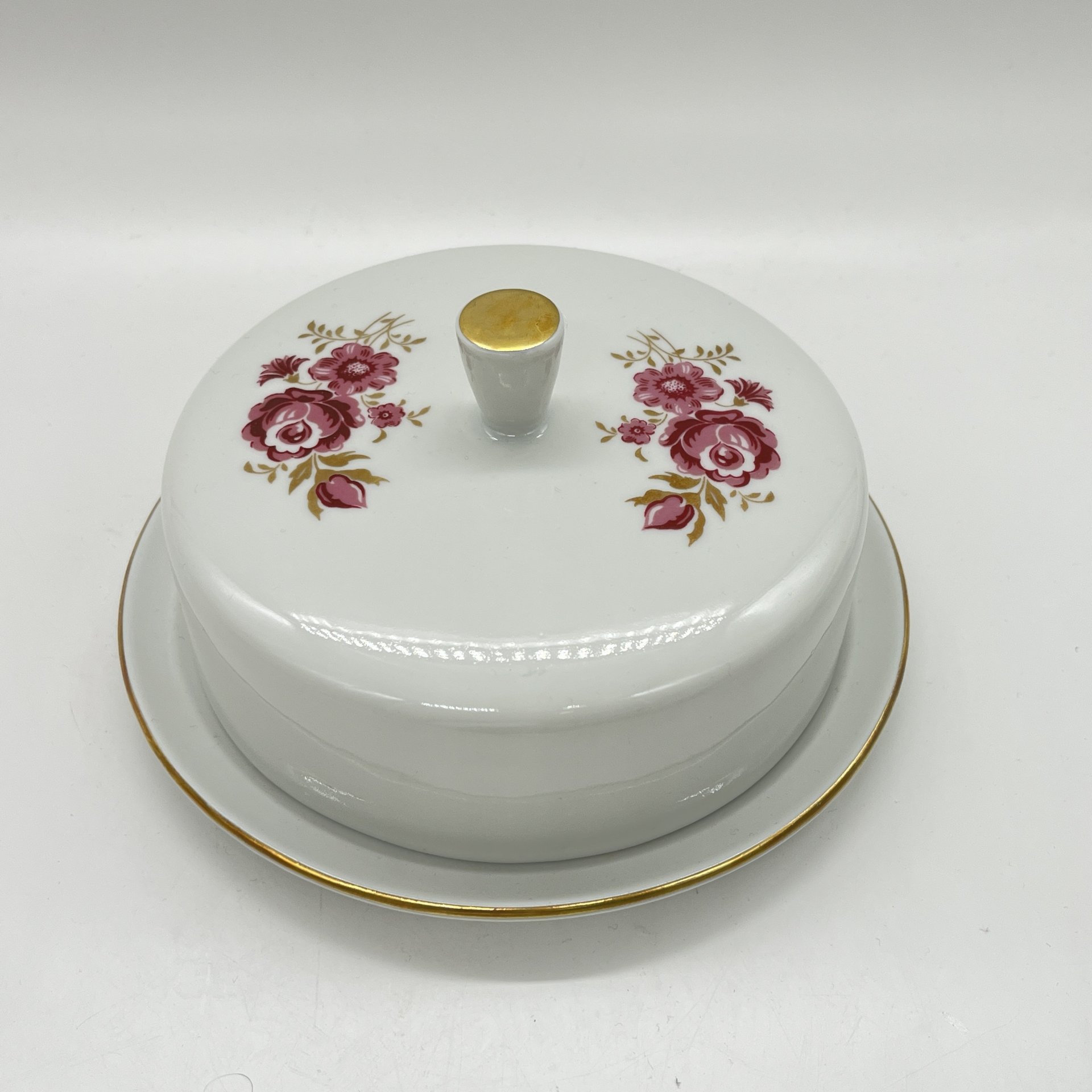 Маслёнка с цветочным декором, фарфор, деколь, золочение, Freiberger Porzellan, ГДР, 1970-1990 гг.