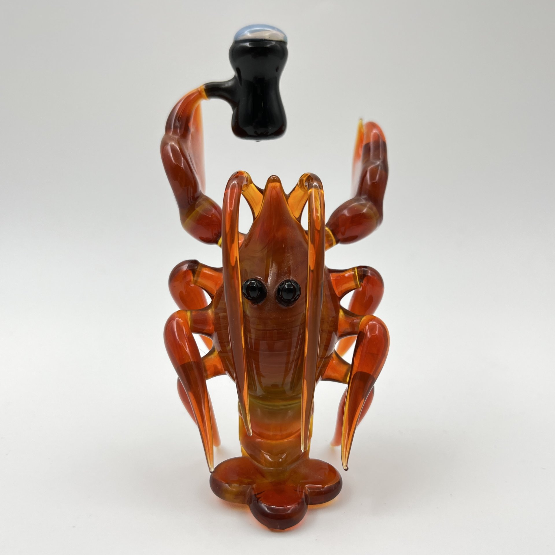 Статуэтка "Рак с кружкой", цветное стекло, гутная техника, Российская Федерация, 2000-2020 гг.