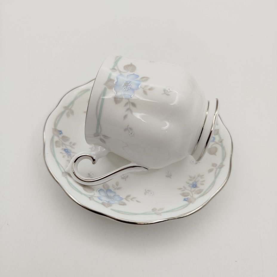 Кофейная пара "Satin Rose", фарфор, деколь, серебрение, Royal Albert, Великобритания, 1980-1990 гг.