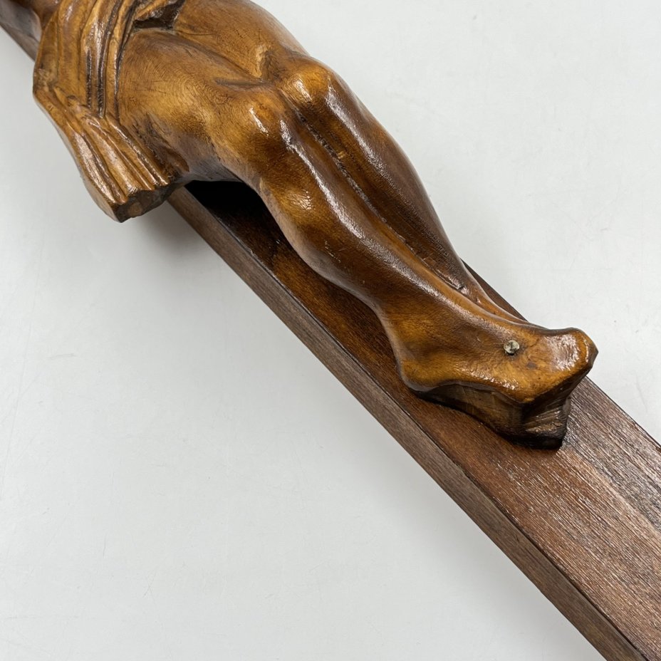 Распятие Христово (католический крест), дерево, резьба, Европа, 1980-2000 гг.