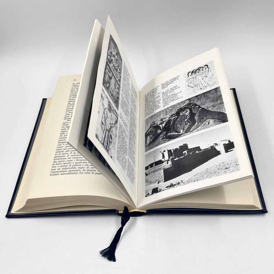 Книга "La vita privata dall'Impero romano all'anno Mille", авторы Philippe Aries, Georges Duby, издательство Laterza, бумага, печать, Италия, 1986 г.