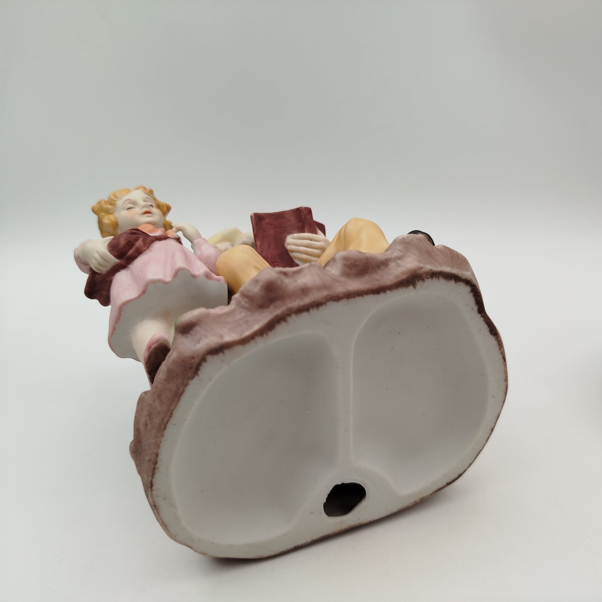 Статуэтка "Дедушка с внучкой", фарфор, роспись, Европа, 2000-2010 гг.