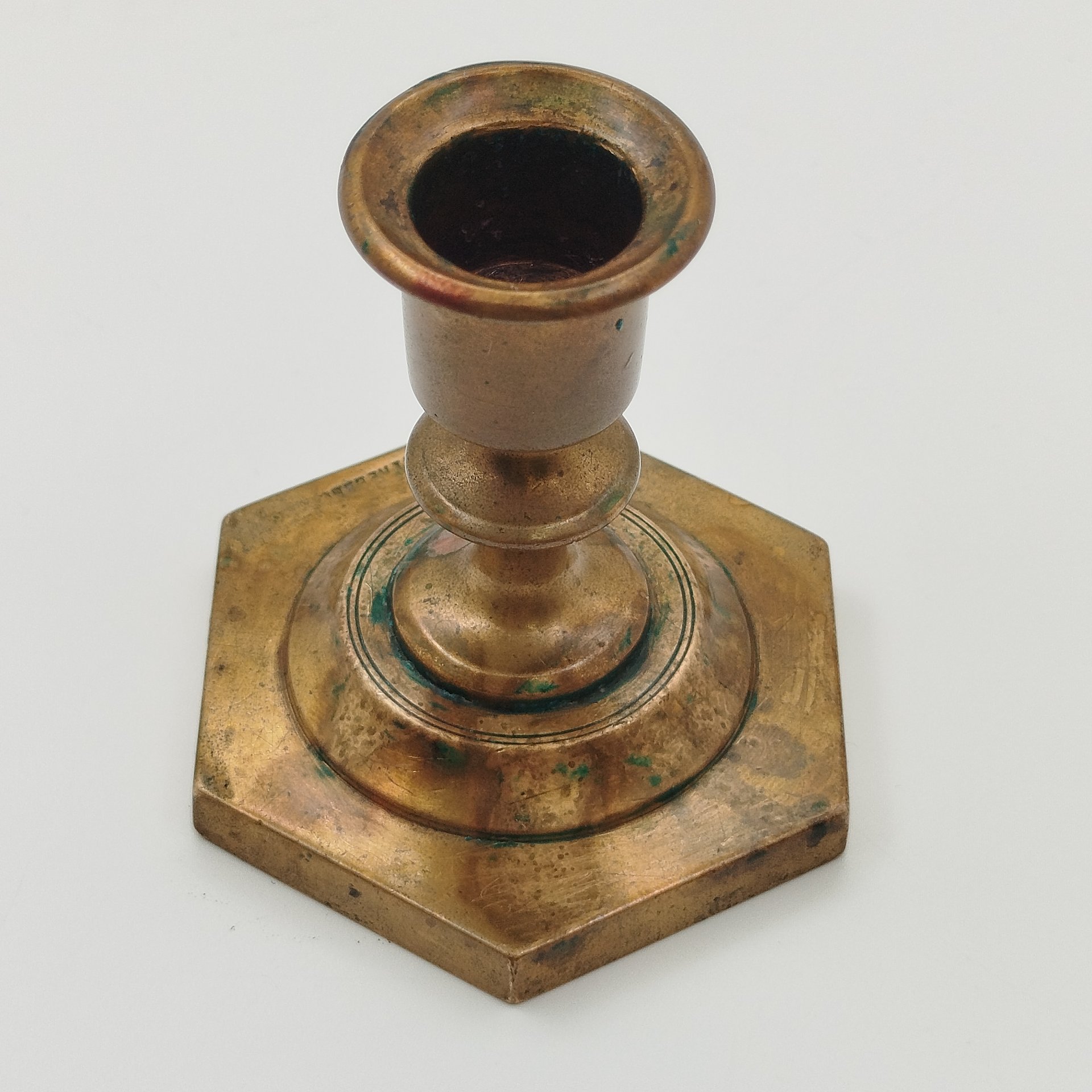 Подсвечник на шестигранном основании, фабрика "Братья Чеботаревы", металл, литье, Российская империя, 1890-1915 гг.