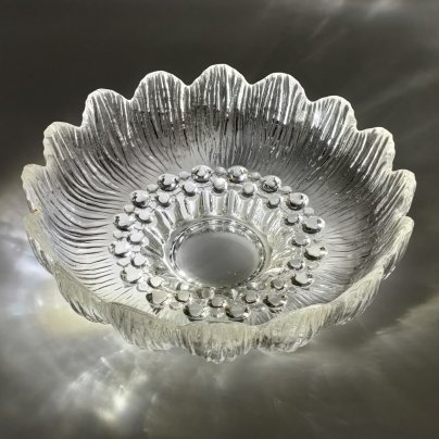 Конфетница "Ямки", ЗАО "Никольский завод светотехнического стекла" ("NiNaGlass"), стекло, Российская Федерация, 2000-2020 гг.