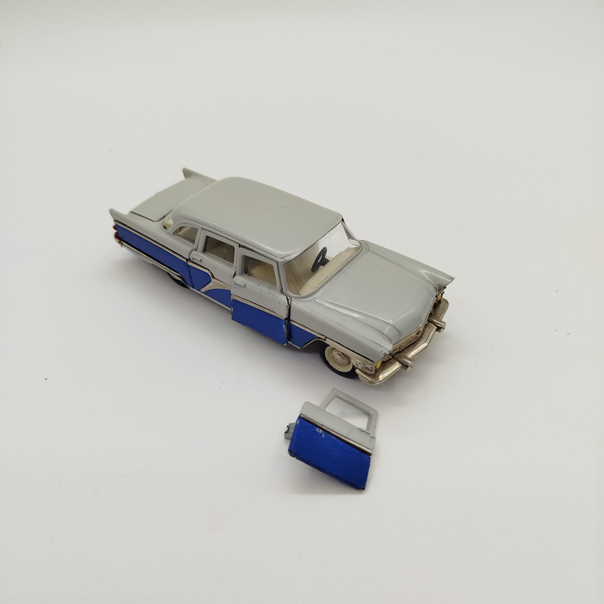 Модель автомобиля "Чайка ГАЗ-13", масштаб, металл, СССР, 1970-1980 гг.