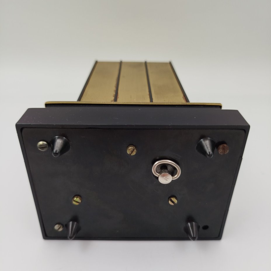 Сигаретница музыкальная в виде книг на тему осовоения космоса