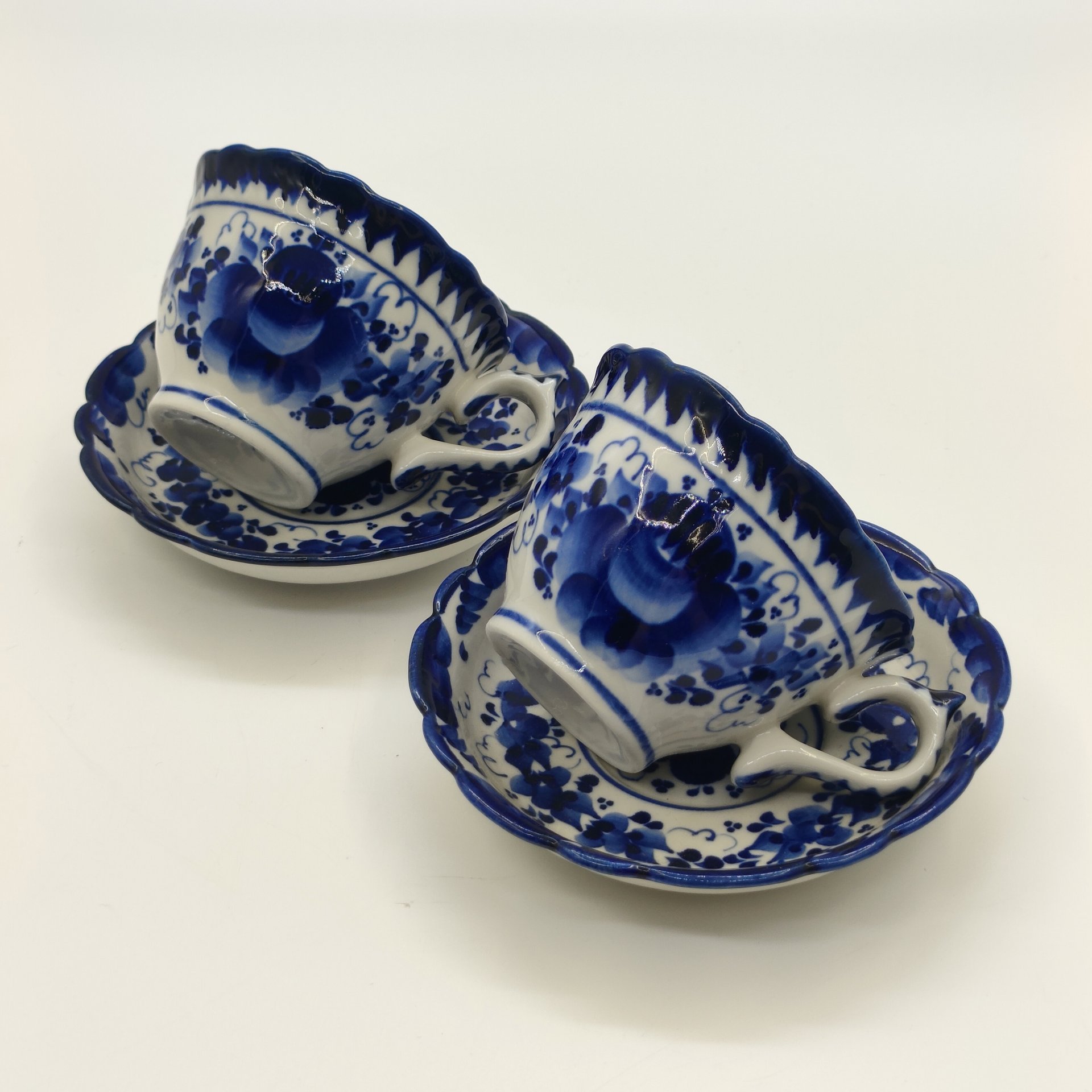 Набор из 2-х кофейных пар с цветочным декором, ав. Андреев, Гжель, фарфор, роспись, Российская Федерация, 1990-2015 гг.