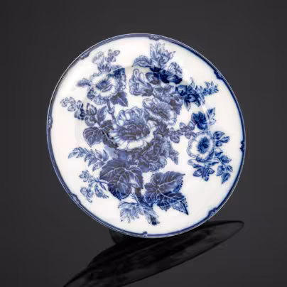 Тарелка "Hollyhock" с декором в виде цветов мальвы, Wedgwood