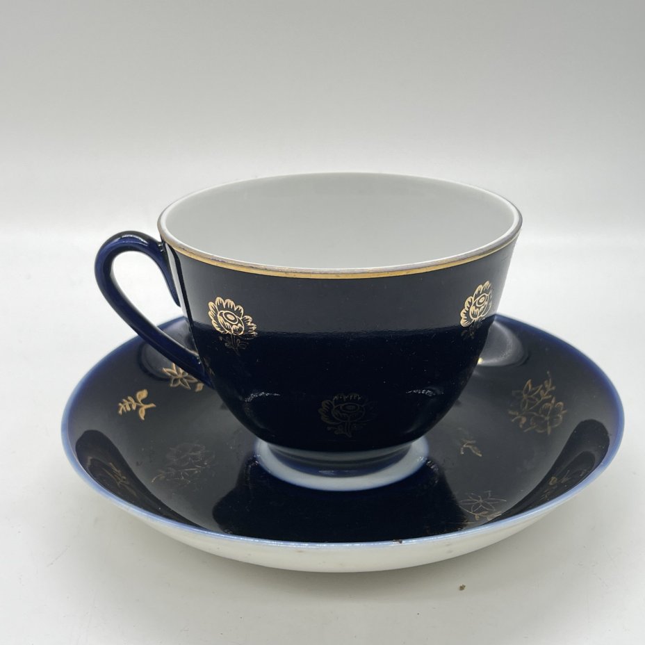 Чайная пара с растительным декором (подбор), фарфор, кобальт, золочение, Ленинградский фарфоровый завод (ЛФЗ), СССР, 1970-2000 гг.