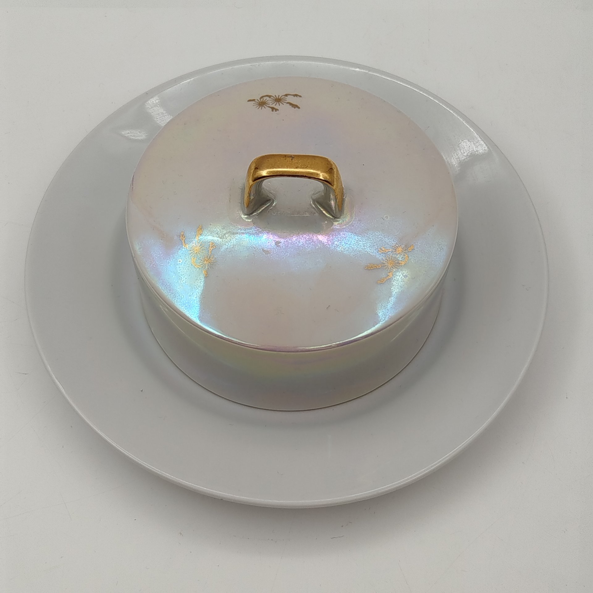 Масленка с растительным декором (в подборе)