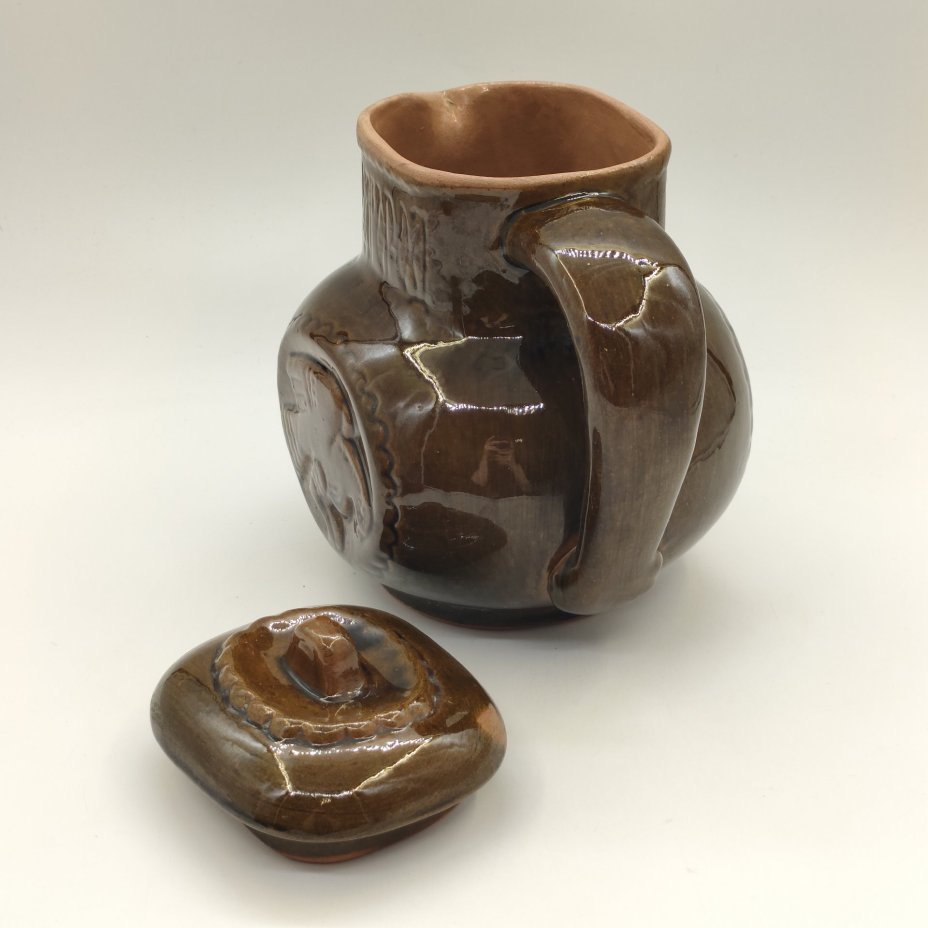 Кувшин "Белгород" с рельефным декором