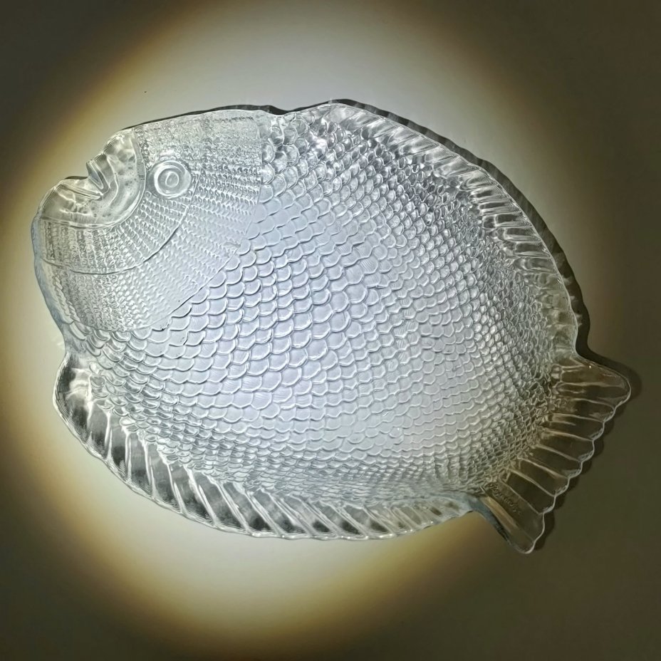 Блюдо для подачи закусок в форме рыбы, стекло, пресс, Pasabahce, Турция, 2000-2010 гг.