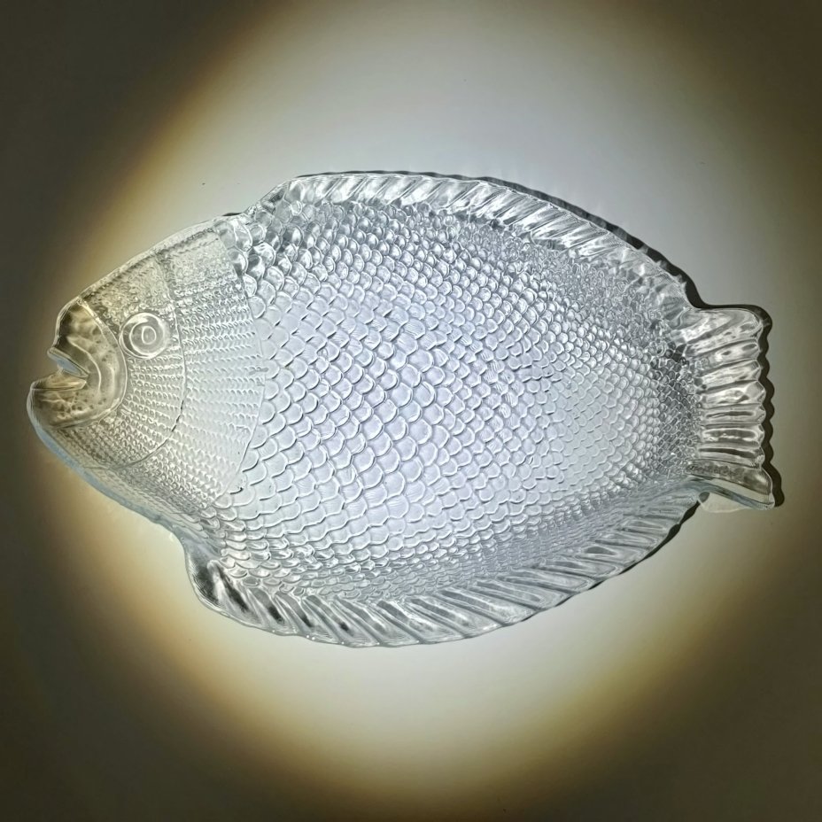 Блюдо для подачи закусок в форме рыбы, стекло, пресс, Pasabahce, Турция, 2000-2010 гг.