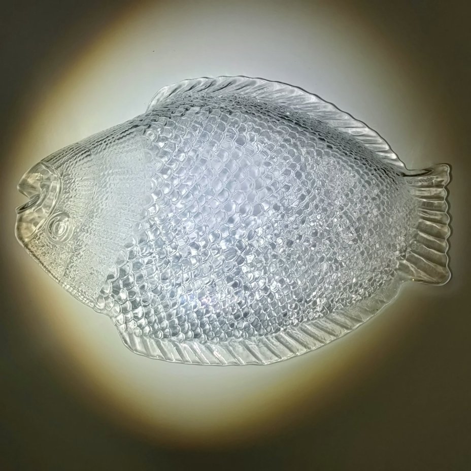 Блюдо для подачи закусок в форме рыбы, стекло, пресс, Pasabahce, Турция, 2000-2010 гг.
