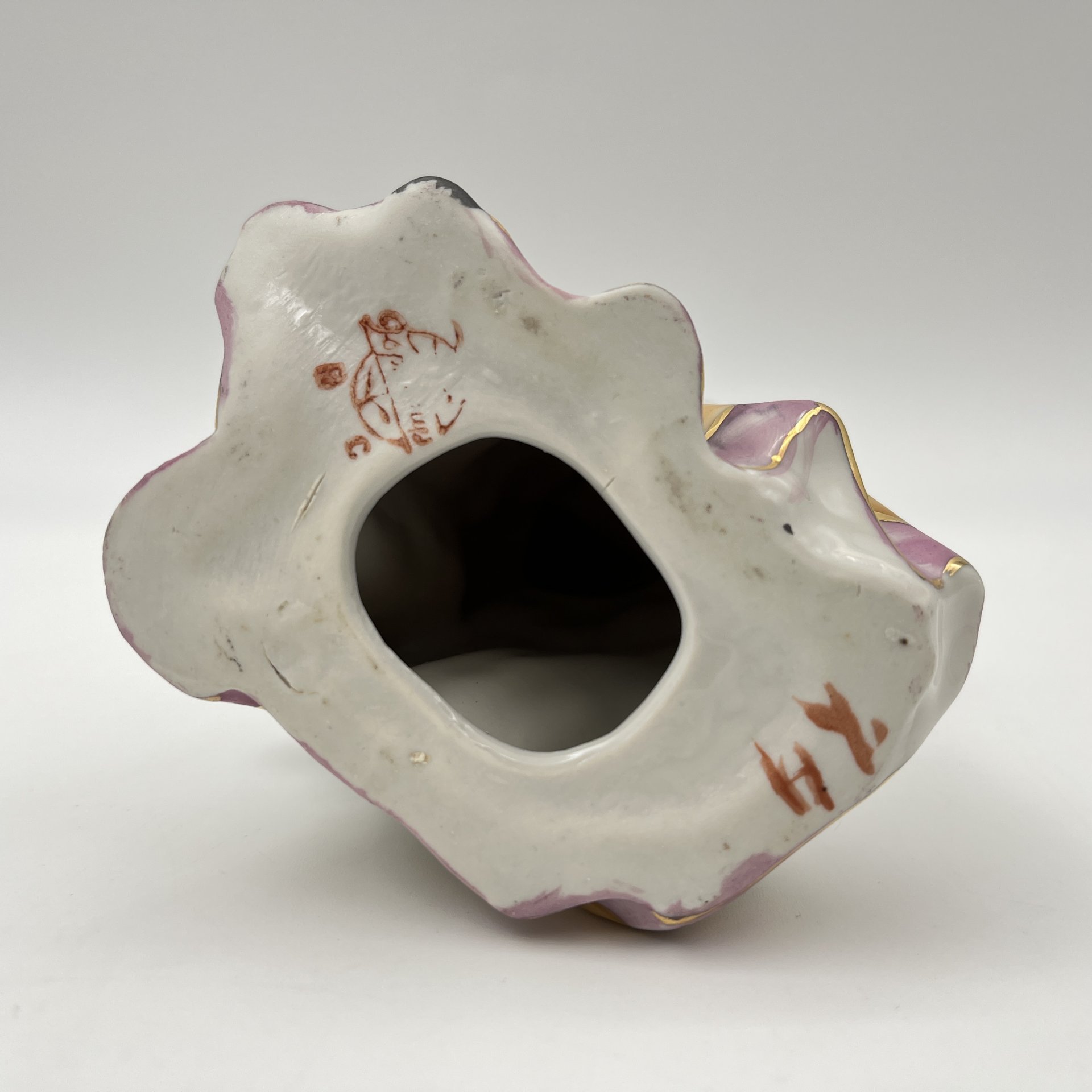 Статуэтка "Плясунья", фарфор, роспись, золочение, Городницкий фарфоровый завод, СССР, 1957-1960 гг.