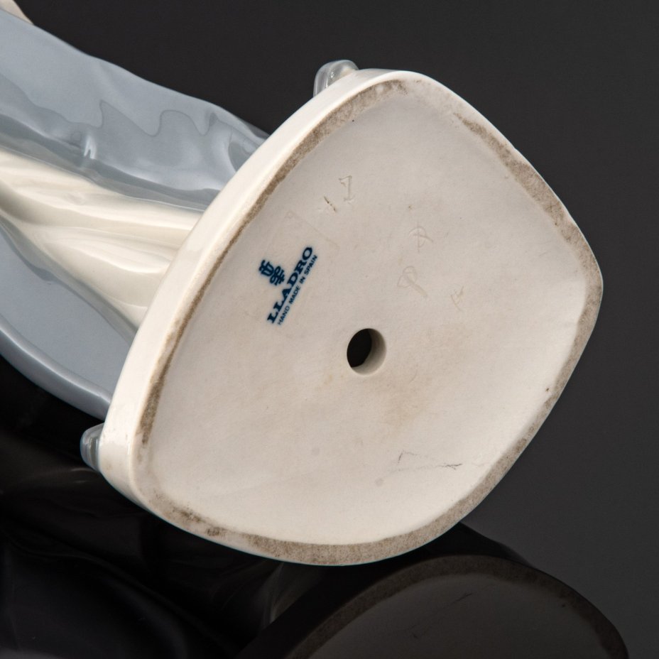 Статуэтка "Дантист" ("Стоматолог"), скульптор Salvador Furio, фарфор, роспись, Lladro, Испания, 1970-1978 гг.