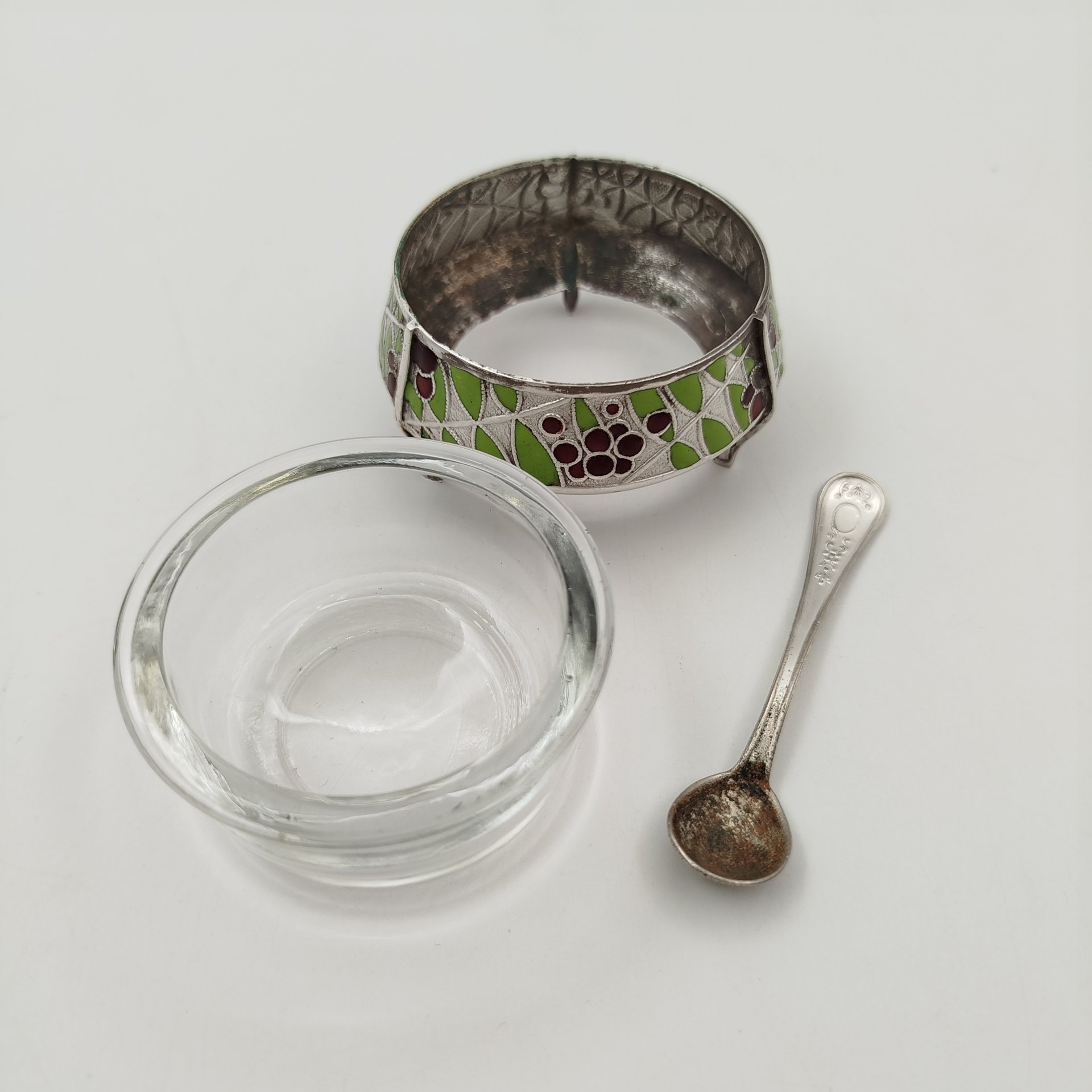 Солонка «Рябинка» с ложечкой, мельхиор (медь-никель), эмаль, стекло (вставка), Мстерская художественная фабрика  «Ювелир», СССР, 1970-1980 гг.