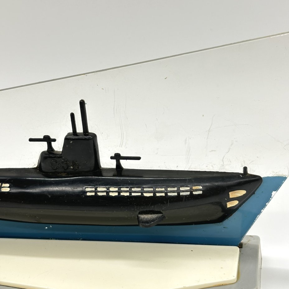 Статуэтка настольная "Подводная лодка С-56", пластик, оргстекло, СССР, 1970-1990 гг.